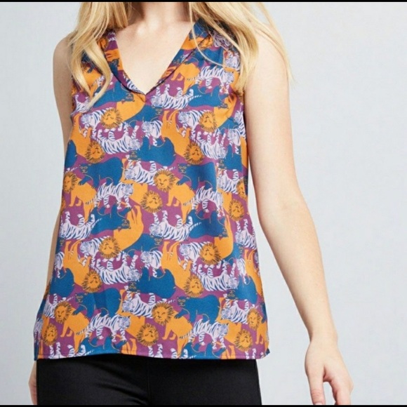 Modcloth Tops - NWOT ModCloth Lion, Tiger, & Bear Blouse Size XL